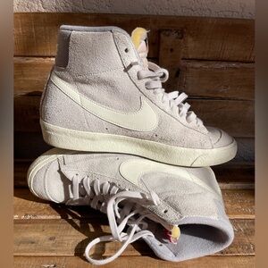 Nike blazer mid 77